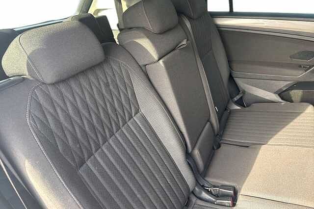 Used Volkswagen Tiguan Allspace 2023 for sale - 77650363: Photo 8