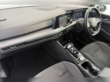 Used Volkswagen Golf 2022 for sale - 77328943: Photo