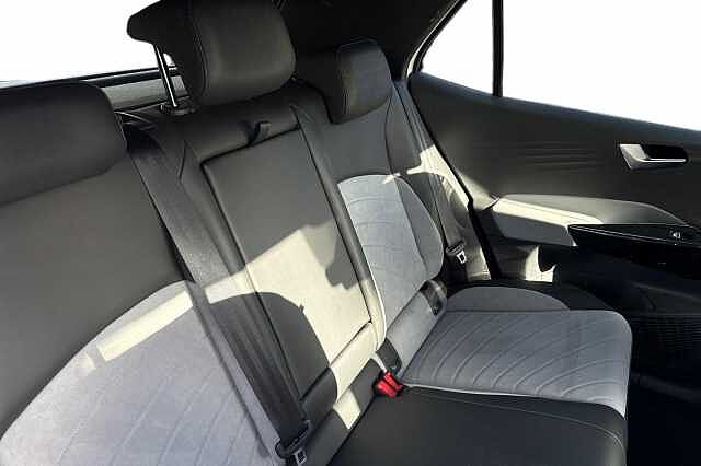 Used Volkswagen ID.3 2023 for sale - 76387031: Photo 8