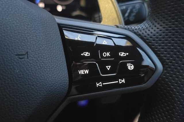 Used Volkswagen Golf 2021 for sale - 76330075: Photo 17
