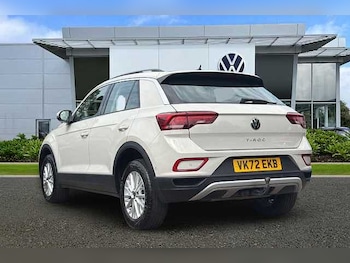 Used Volkswagen T-Roc 2022 for sale - 78976178: Photo