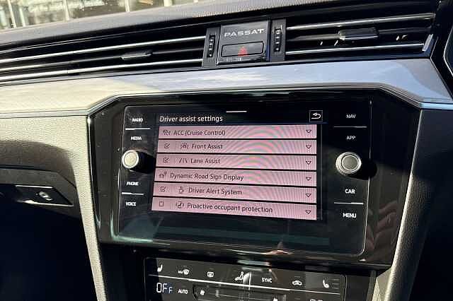 Used Volkswagen Passat 2022 for sale - 76330071: Photo 24
