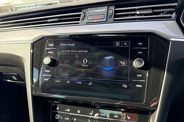 Used Volkswagen Passat 2022 for sale - 76330071: Photo 28