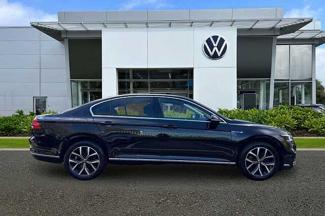 Used Volkswagen Passat 2022 for sale - 76330071: Photo 4