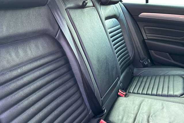Used Volkswagen Passat 2022 for sale - 76330071: Photo 8