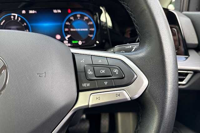 Used Volkswagen Golf 2023 for sale - 76101511: Photo 17