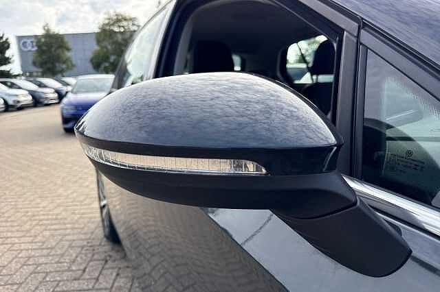 Used Volkswagen Golf 2023 for sale - 76101511: Photo 23