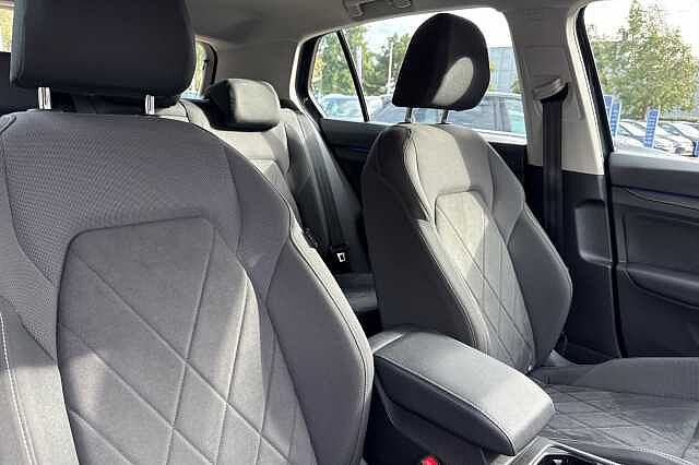 Used Volkswagen Golf 2023 for sale - 76101511: Photo 25