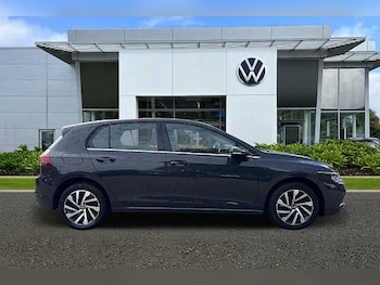 Used Volkswagen Golf 2023 for sale - 76101511: Photo 4