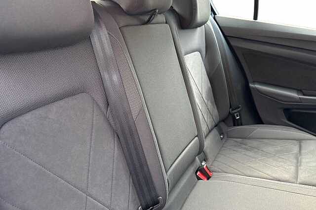 Used Volkswagen Golf 2023 for sale - 76101511: Photo 8