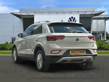 Used Volkswagen T-Roc 2022 for sale - 75717206: Photo