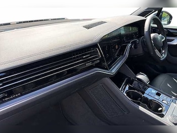 Used Volkswagen Touareg 2026 for sale - 78829264: Photo