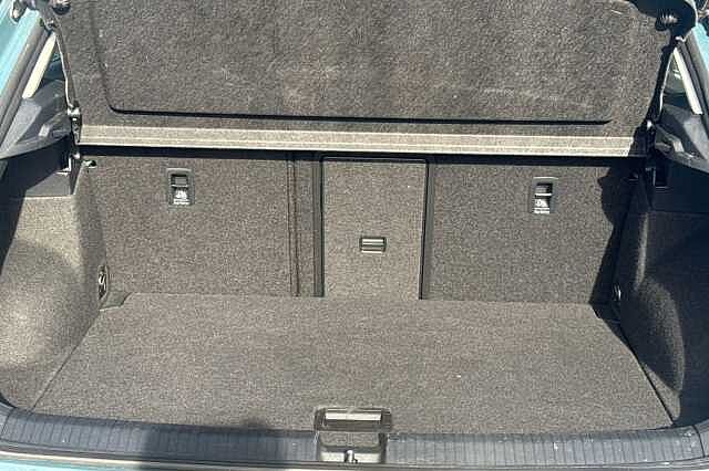 Used Volkswagen T-Roc 2022 for sale - 76449832: Photo 11