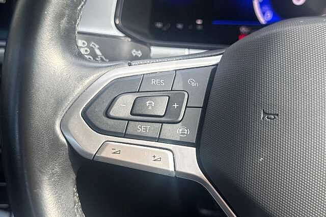 Used Volkswagen T-Roc 2022 for sale - 76449832: Photo 15