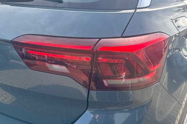 Used Volkswagen T-Roc 2022 for sale - 76449832: Photo 22