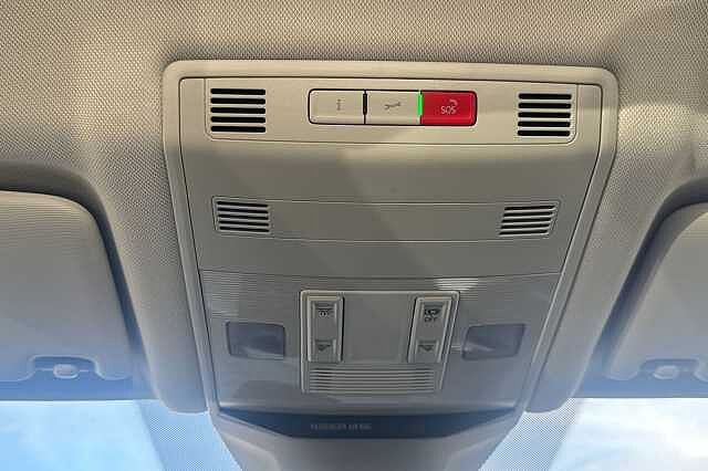 Used Volkswagen T-Roc 2022 for sale - 76449832: Photo 32