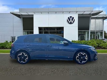 Used Volkswagen Golf 2025 for sale - 79266338: Photo