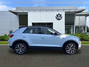 Used Volkswagen T-Roc 2020 for sale - 78331763: Photo