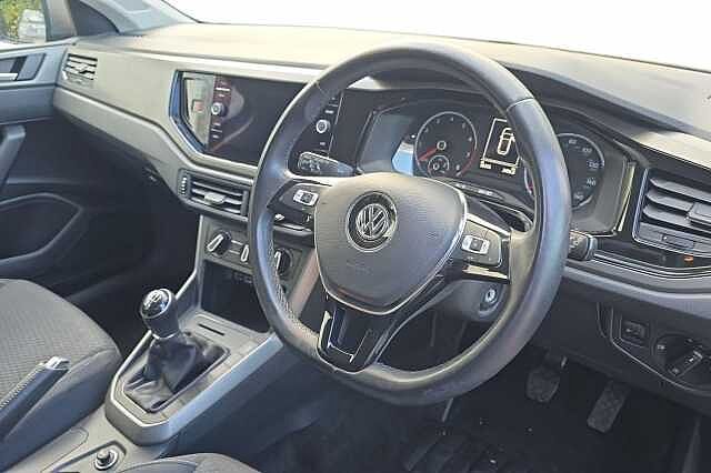 Used Volkswagen Polo 2019 for sale - 76706672: Photo 6