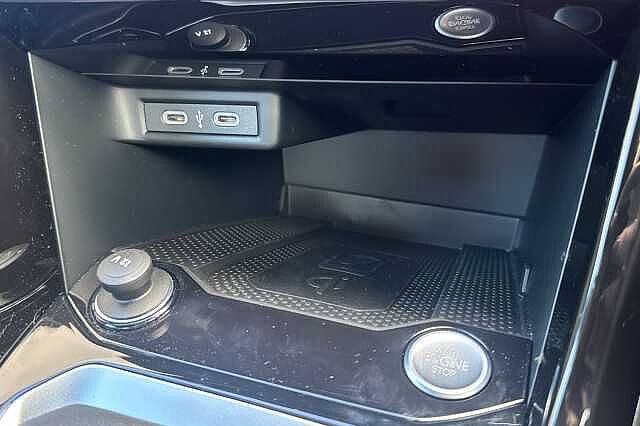 Used Volkswagen T-Roc 2025 for sale - 76536448: Photo 24