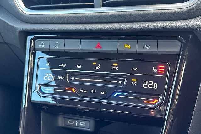 Used Volkswagen T-Roc 2025 for sale - 76536448: Photo 26