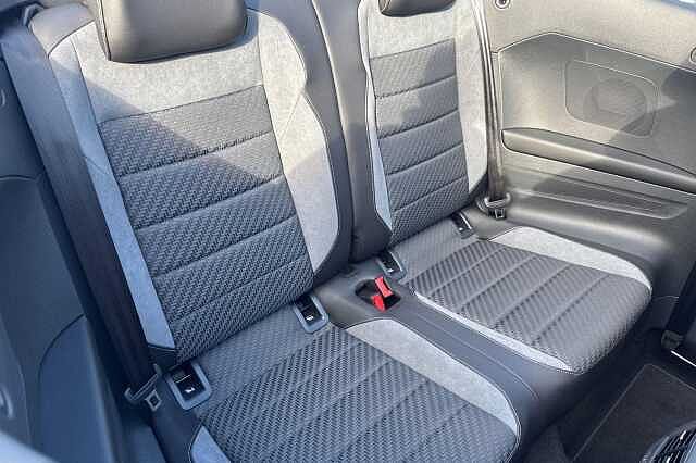 Used Volkswagen T-Roc 2025 for sale - 76536448: Photo 8