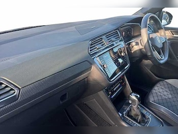 Used Volkswagen Tiguan 2023 for sale - 77228177: Photo