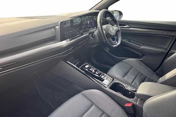 Used Volkswagen Golf 2023 for sale - 76133803: Photo 2