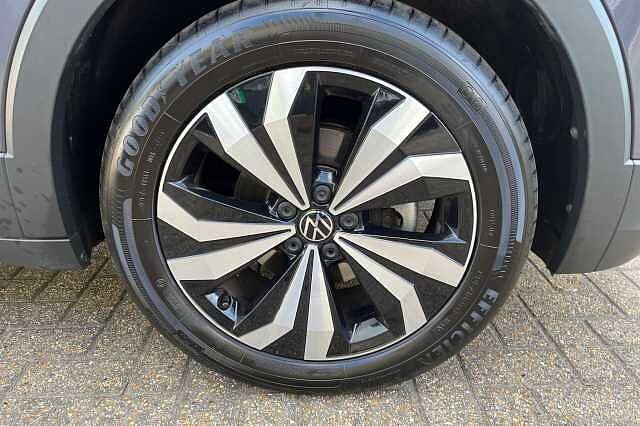 Used Volkswagen T-Cross 2025 for sale - 76069839: Photo 5