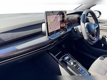 Used Volkswagen Golf 2025 for sale - 78383191: Photo