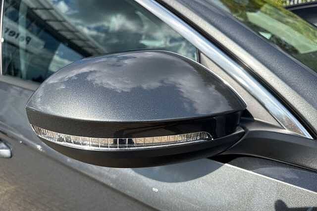 Used Volkswagen T-Roc 2024 for sale - 76069823: Photo 23
