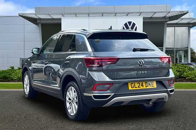 Used Volkswagen T-Roc 2024 for sale - 76069823: Photo 3