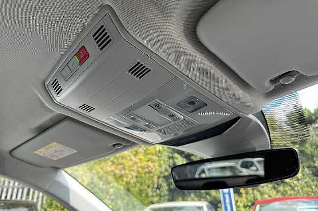 Used Volkswagen T-Roc 2024 for sale - 76069823: Photo 32