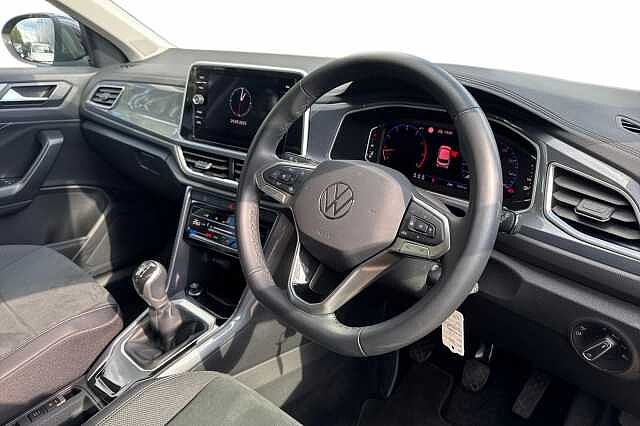 Used Volkswagen T-Roc 2024 for sale - 76069823: Photo 6