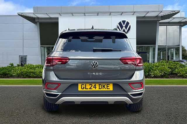 Used Volkswagen T-Roc 2024 for sale - 76069823: Photo 9