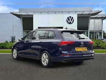 Used Volkswagen Golf 2023 for sale - 77228181: Photo