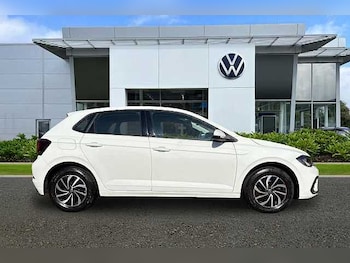 Used Volkswagen Polo 2023 for sale - 77781372: Photo