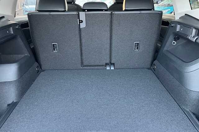 Used Volkswagen Tiguan 2025 for sale - 76127563: Photo 11