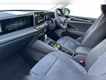 Used Volkswagen Tiguan 2025 for sale - 76127563: Photo 2