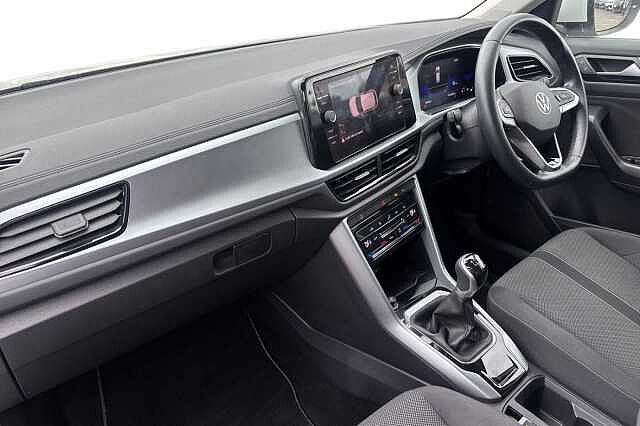 Used Volkswagen T-Roc 2022 for sale - 76106690: Photo 2