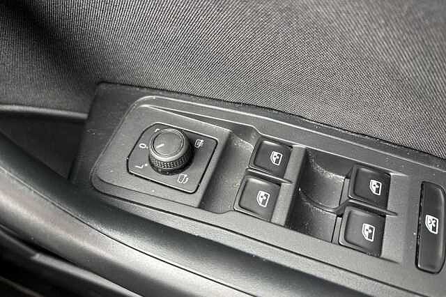 Used Volkswagen T-Roc 2022 for sale - 76106690: Photo 30