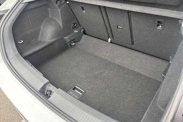 Used Volkswagen T-Roc 2022 for sale - 76106690: Photo 33