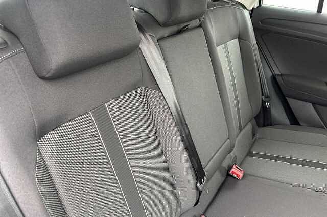 Used Volkswagen T-Roc 2022 for sale - 76106690: Photo 8