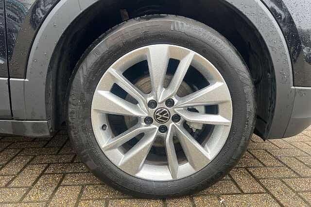 Used Volkswagen T-Cross 2025 for sale - 77603843: Photo 5