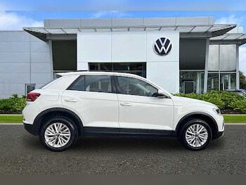 Used Volkswagen T-Roc 2022 for sale - 76418114: Photo