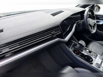 Used Volkswagen Touareg 2022 for sale - 79423499: Photo