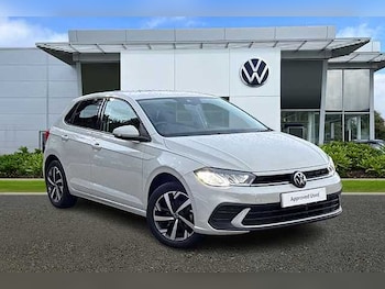 2025 (74) - 1.0 TSI Match 5dr