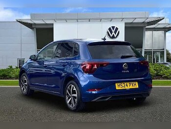 Used Volkswagen Polo 2024 for sale - 75643367: Photo