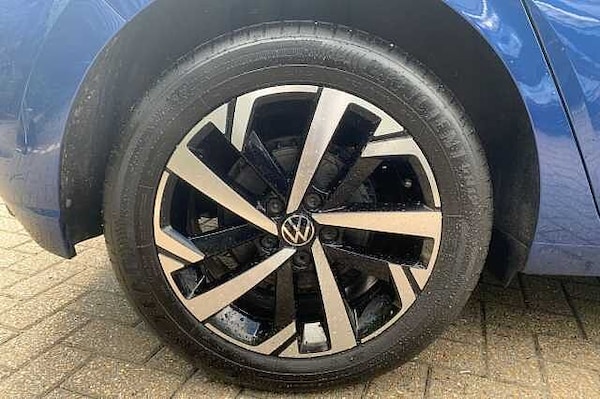 Used Volkswagen Polo 2024 for sale - 75643367: Photo 5