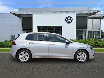 Used Volkswagen Golf 2020 for sale - 79167827: Photo